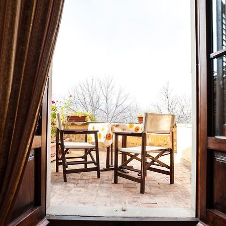 B&B Palazzo Al Torrione 2 ซานจีมิญญาโน ภายนอก รูปภาพ