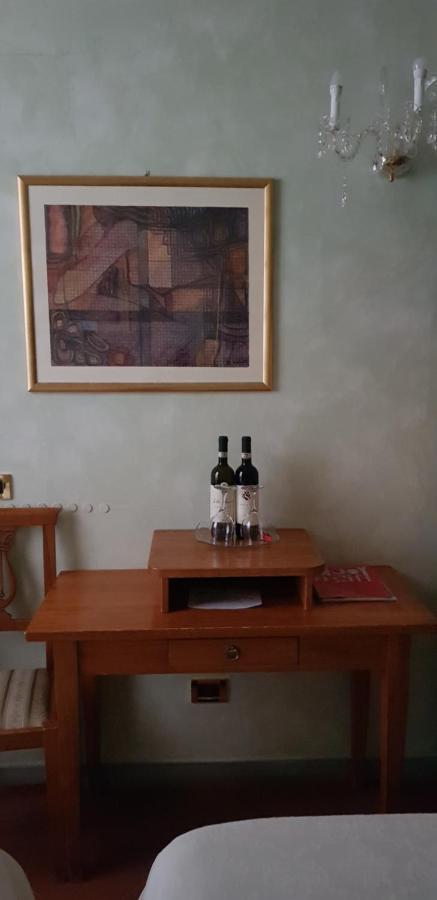 B&B Palazzo Al Torrione 2 ซานจีมิญญาโน ภายนอก รูปภาพ
