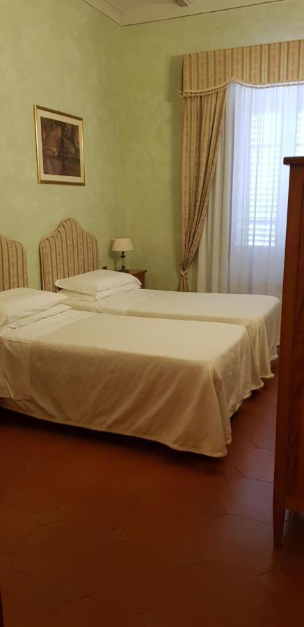 B&B Palazzo Al Torrione 2 ซานจีมิญญาโน ภายนอก รูปภาพ