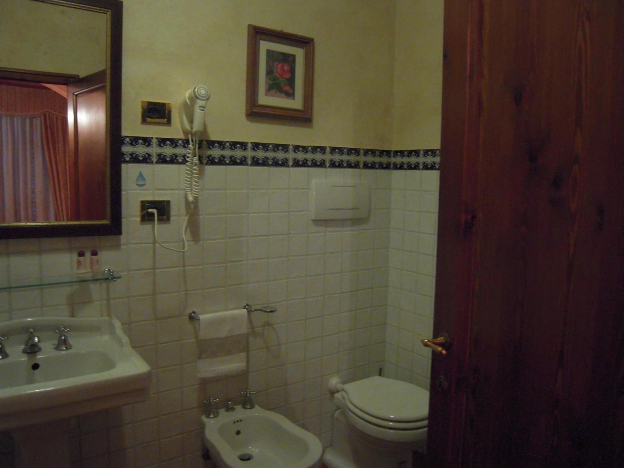 B&B Palazzo Al Torrione 2 ซานจีมิญญาโน ภายนอก รูปภาพ