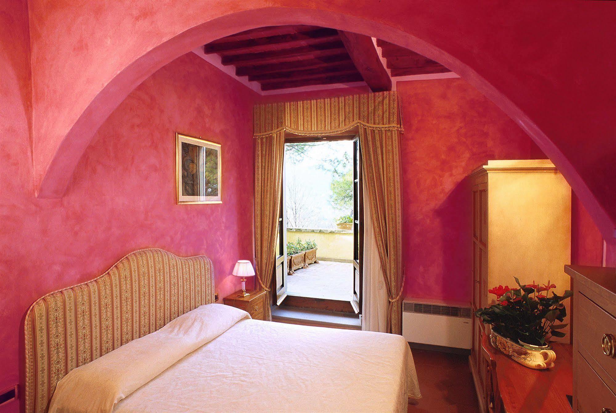 B&B Palazzo Al Torrione 2 ซานจีมิญญาโน ภายนอก รูปภาพ