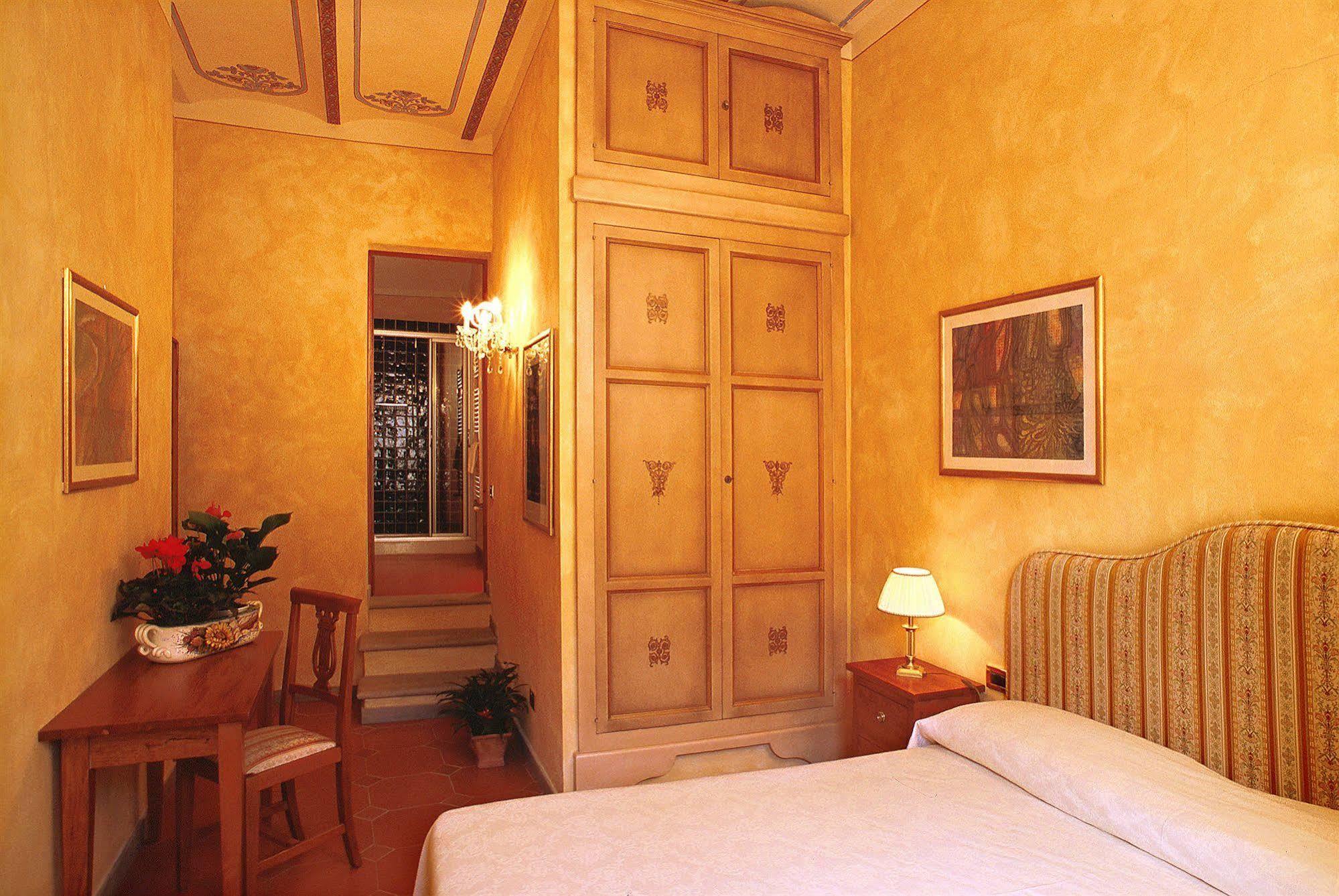 B&B Palazzo Al Torrione 2 ซานจีมิญญาโน ภายนอก รูปภาพ