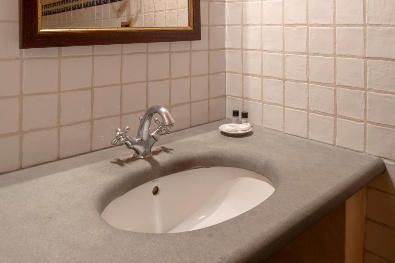 B&B Palazzo Al Torrione 2 ซานจีมิญญาโน ภายนอก รูปภาพ
